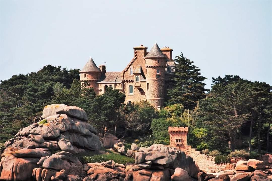 Studio Expose Plein Sud Vu Sur Le Port De Plaisance 펄로스가이렉 외부 사진